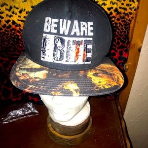 Youth Hat like new 
“BEWARE I BITE”